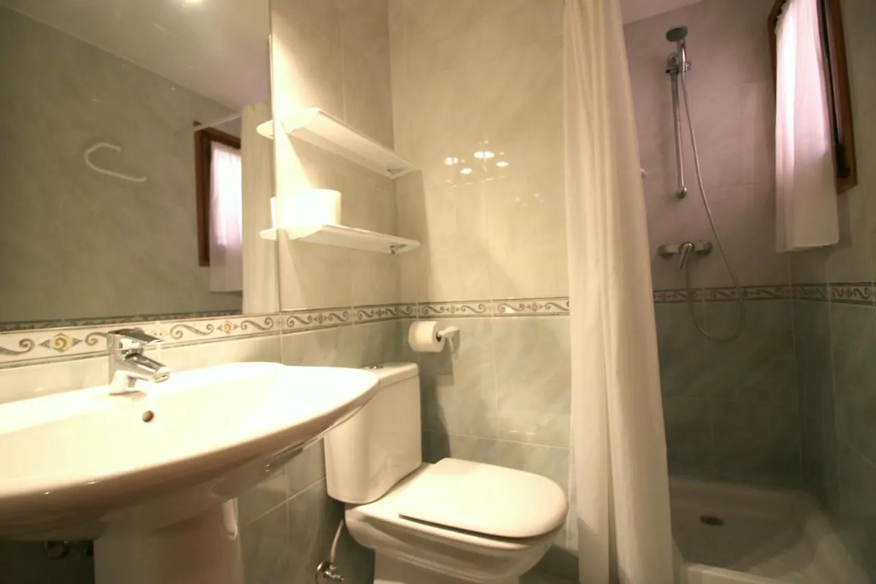 Casa La Borna Villa Begur Alpstuga